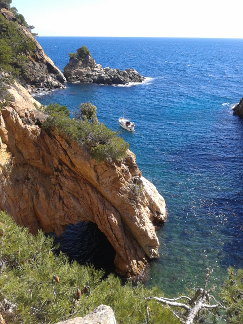 vistas de una cala de la Costa Brava, Cases Singulars Empordà