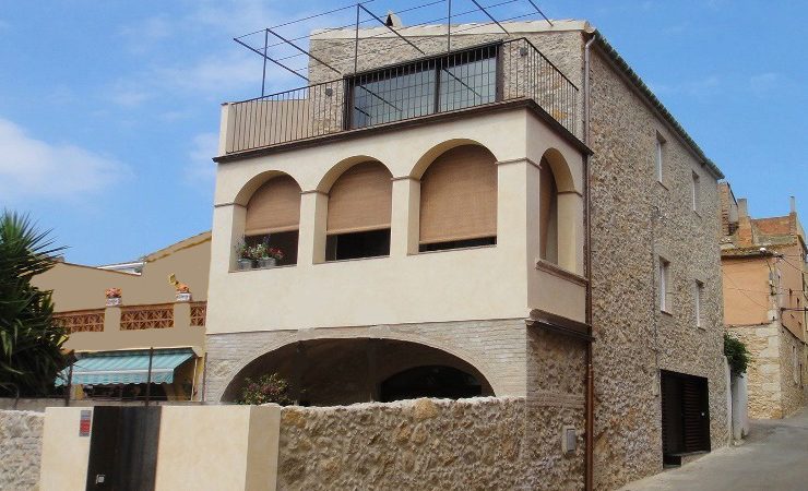 casa_de_pueblo_en_venta_albons_emporda_oli_22_cases_singulars_emporda