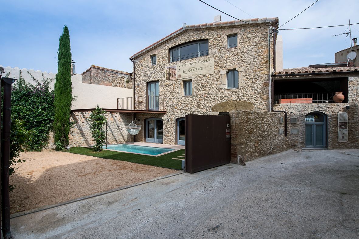 casa_de_pueblo_en_venta_albons_calle_olivera_baix_emporda_girona_cases_singulars_emporda